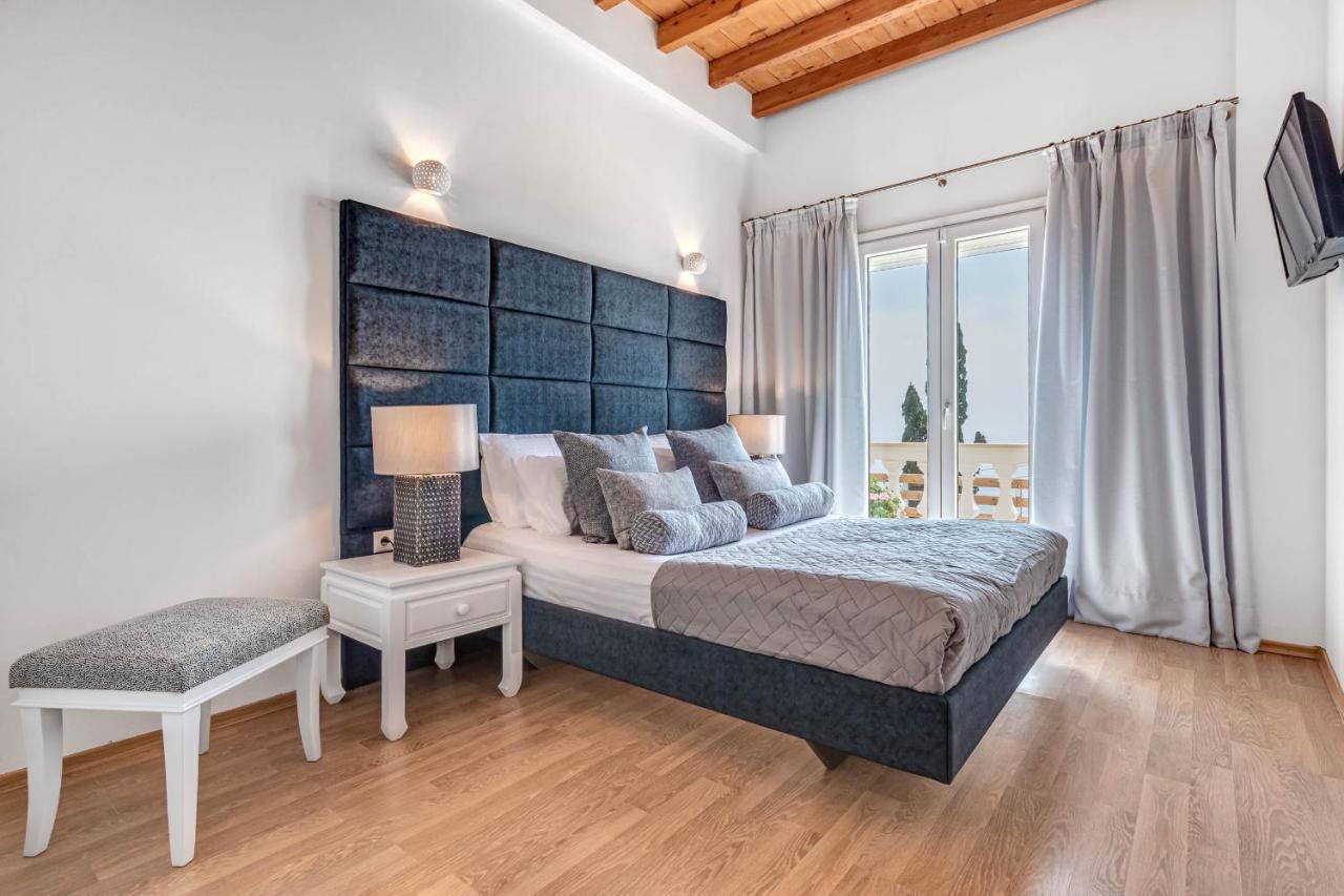 Ocean View - Luxury Villa Nefeli Kontogialos Екстериор снимка